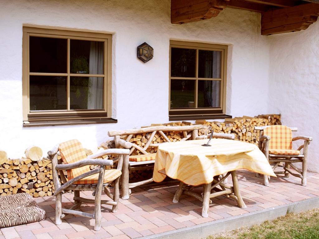 Landhaus Lindl - Ein Ruhiges Platzl Zum Wohlfuehlen Leutasch Exterior photo