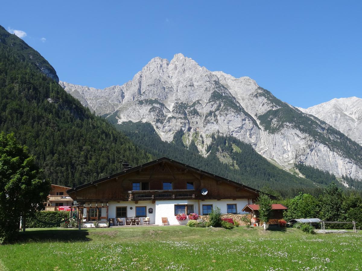 Landhaus Lindl - Ein Ruhiges Platzl Zum Wohlfuehlen Leutasch Exterior photo